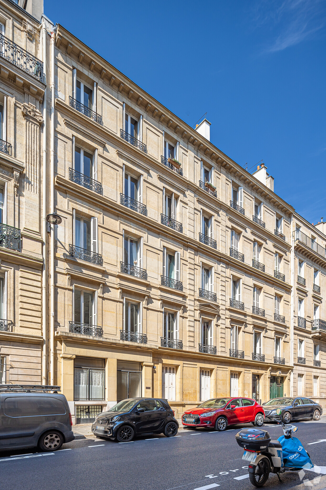 9 Rue De Vézelay, Paris à louer Photo principale– Image 1 sur 3