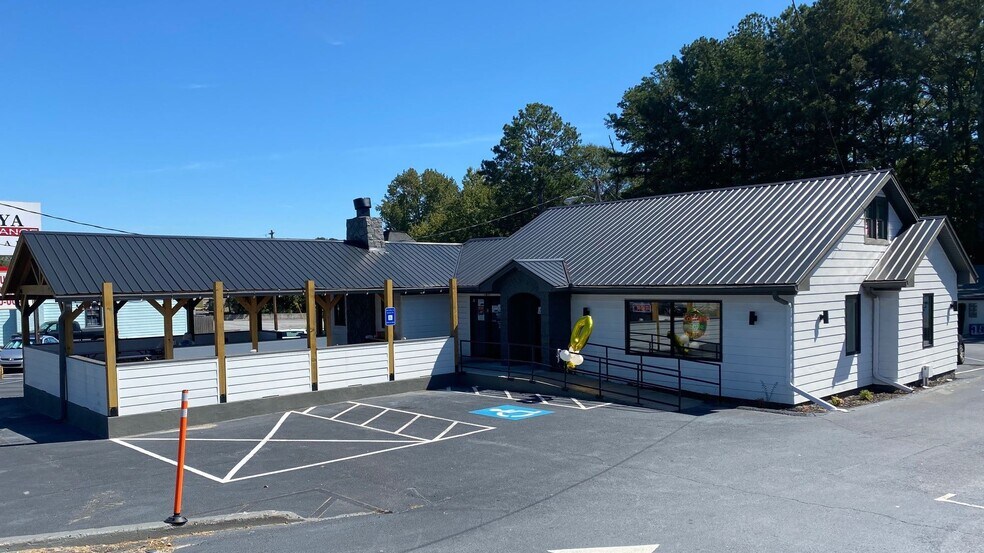 4053 Lawrenceville Hwy, Tucker, GA à vendre - Photo principale – Image 1 sur 13