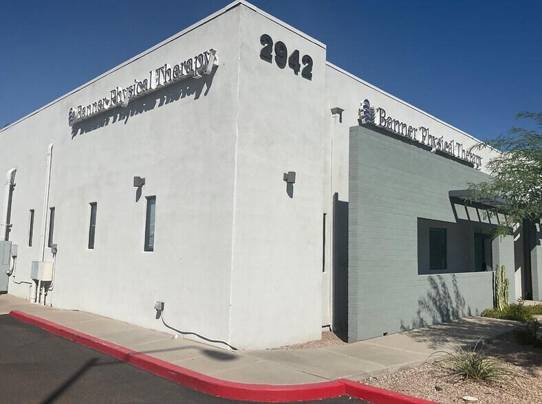2942 N 7th Ave, Phoenix, AZ à louer - Photo de l’immeuble – Image 2 sur 12