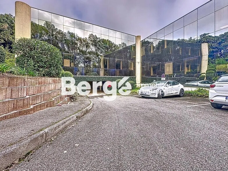 Bureau dans Antibes à louer - Photo de l’immeuble – Image 2 sur 6