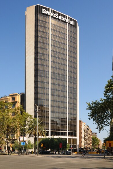 Avinguda Diagonal, 407, Barcelone, Barcelona à louer - Photo de l’immeuble – Image 3 sur 13