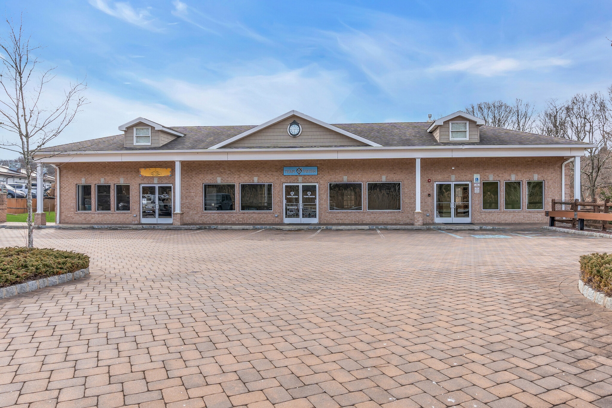 910 Perrineville Rd, Millstone Township, NJ à vendre Photo principale– Image 1 sur 15