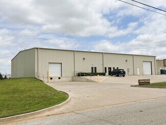 Plus de détails pour 101 E Hill St, Oklahoma City, OK - Industriel/Logistique à louer
