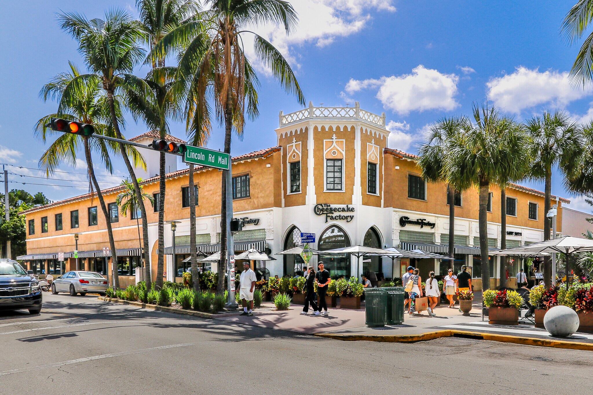 600-612 Lincoln Rd, Miami Beach, FL à vendre Photo de l’immeuble– Image 1 sur 1