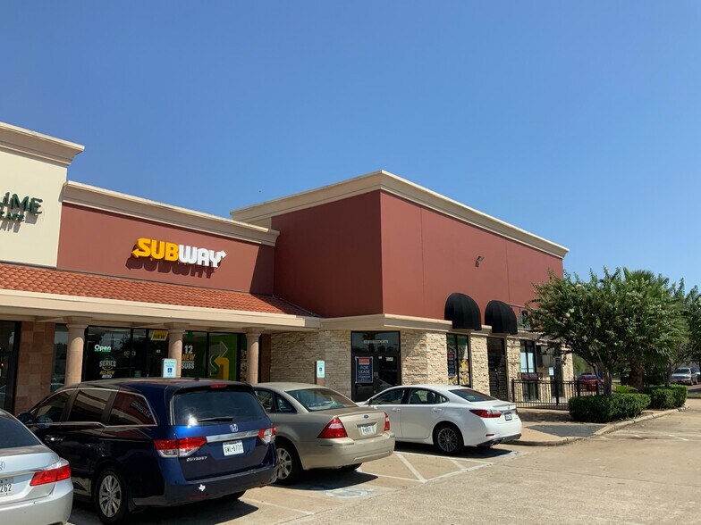 11660 Westheimer Rd, Houston, TX à louer - Photo de l’immeuble – Image 3 sur 21