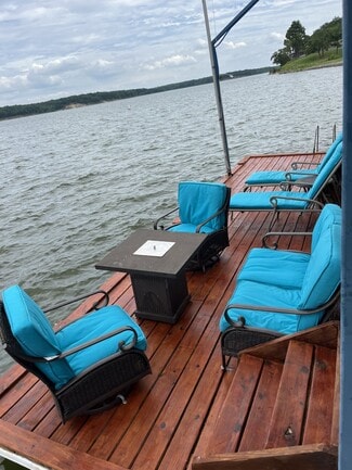 Plus de détails pour 286 Lake Shore Dr, Pottsboro, TX - Spécialisé à vendre