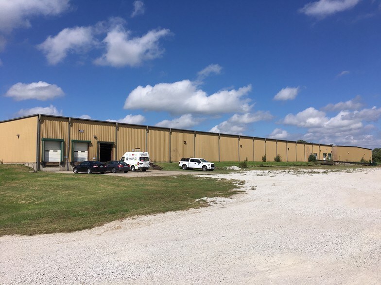 803 SW Lorraine St, Leon, IA à louer - Autre – Image 2 sur 15