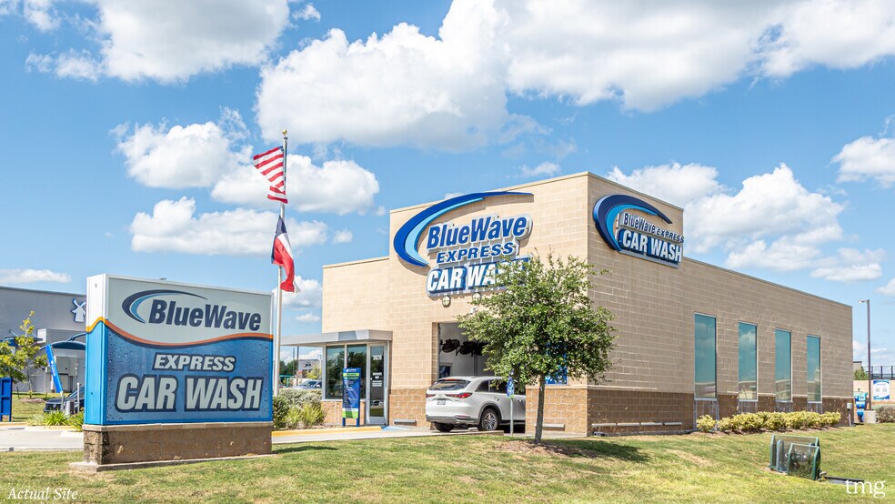 20210 Eva St, Montgomery, TX à vendre - Photo de l’immeuble – Image 2 sur 5