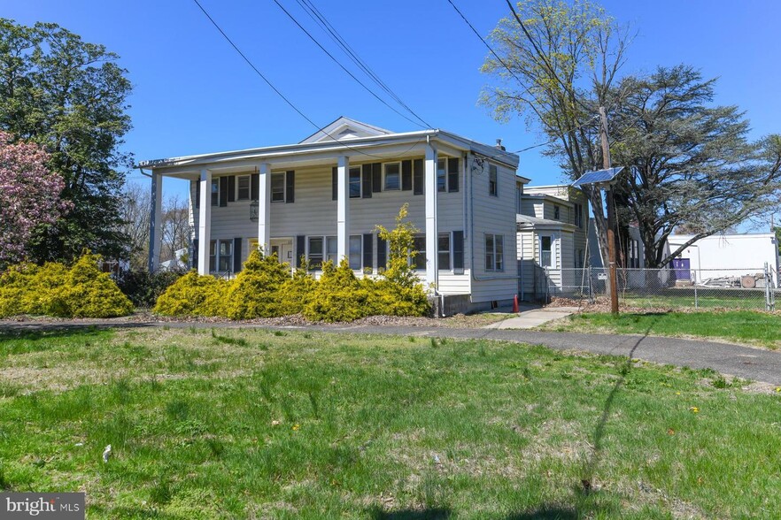 121 W Church St, Blackwood, NJ à vendre - Photo de l’immeuble – Image 1 sur 47