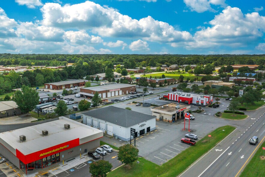 13908 Independence Blvd, Indian Trail, NC à vendre - Photo de l’immeuble – Image 3 sur 16