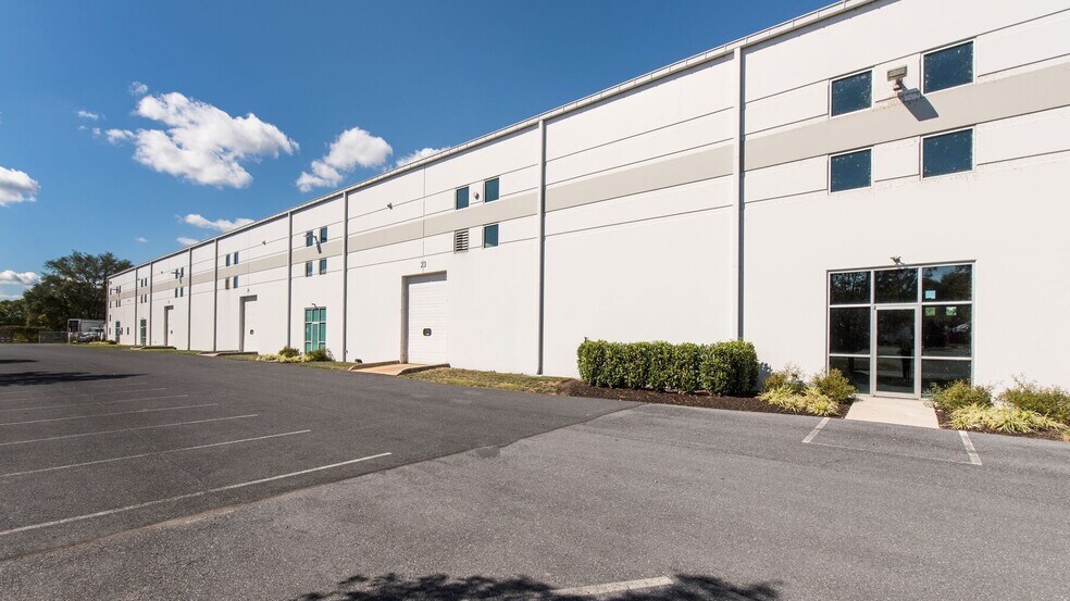 1530 Bobali Dr, Harrisburg, PA à louer - Photo de l’immeuble – Image 3 sur 11