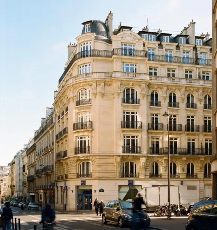 1 Rue Jules Lefebvre, Paris à louer Photo de l’immeuble– Image 1 sur 10