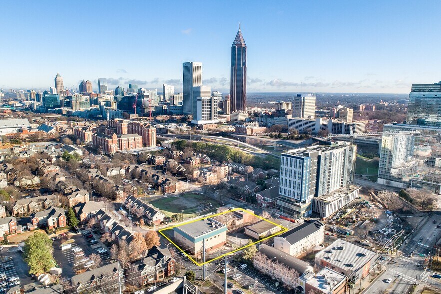Entire Block - Downtown Atlanta portefeuille de 4 biens à vendre sur LoopNet.fr - Aérien – Image 2 sur 10