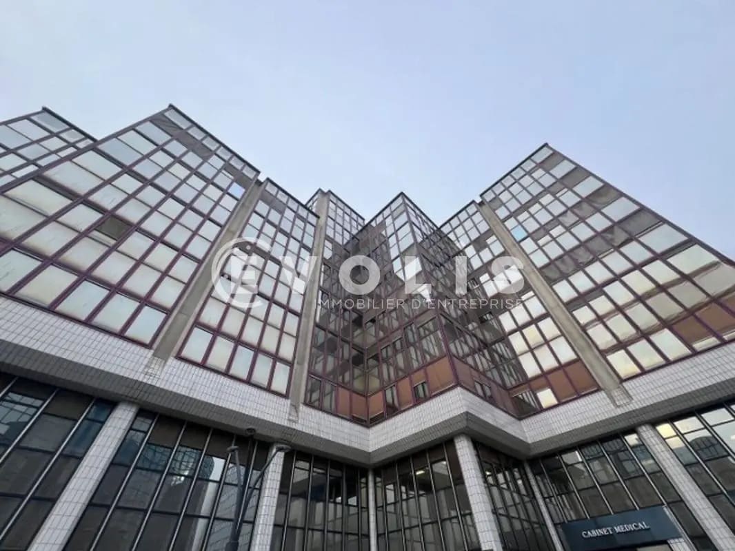 Bureau dans Fontenay-sous-Bois à louer Photo de l’immeuble– Image 1 sur 9