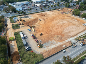 15400 Calhoun Dr, Rockville, MD à louer Photo de la construction– Image 2 sur 13