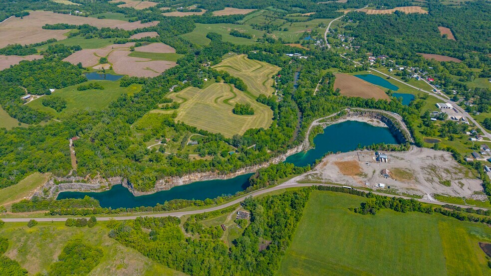 33 Emerson Cv, Oak Ridge, MO à vendre - Photo de l’immeuble – Image 3 sur 32
