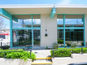 529 W 9th St, San Pedro, CA à louer Photo de l’immeuble– Image 2 sur 10