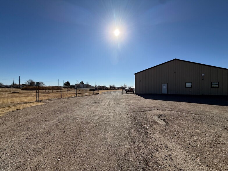 12136 E Frederic Ave, Pampa, TX à vendre - Photo de l’immeuble – Image 2 sur 9