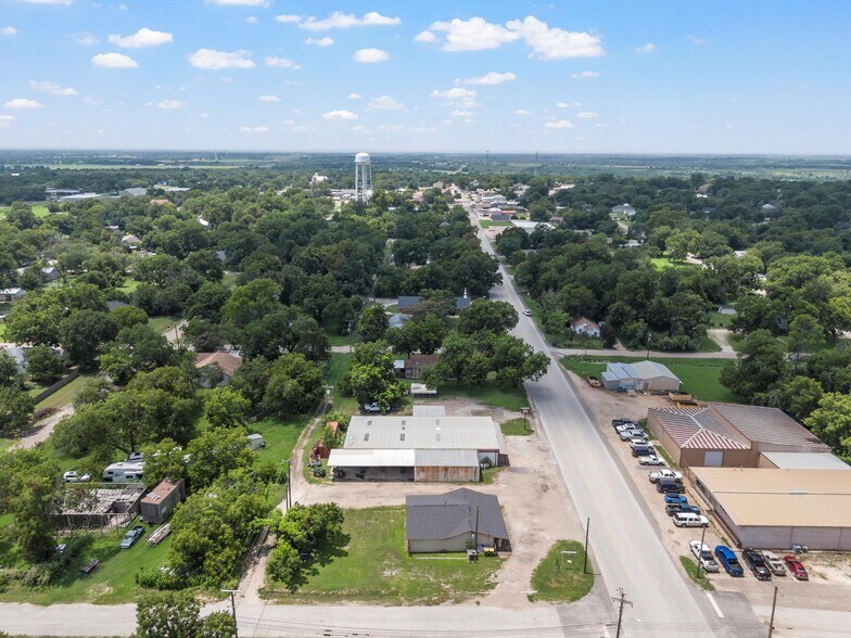 604 NE 4th St, Hubbard, TX à vendre - Photo de l’immeuble – Image 3 sur 6