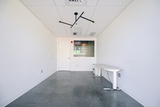 7236 St Waverly, Montréal, QC à louer Photo intérieure– Image 2 sur 6