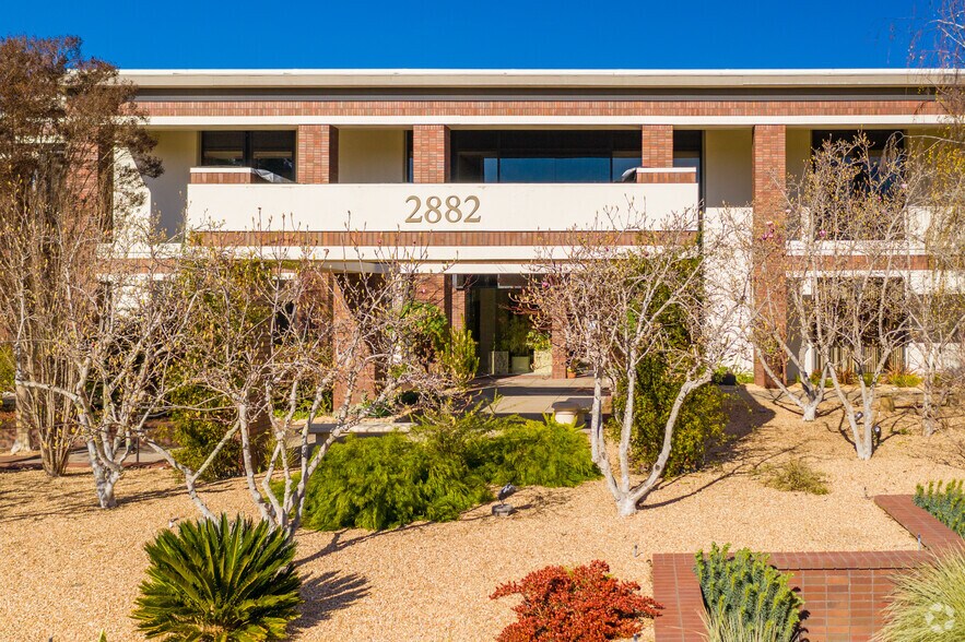 2882 Sand Hill Rd, Menlo Park, CA à louer - Photo de l’immeuble – Image 3 sur 5