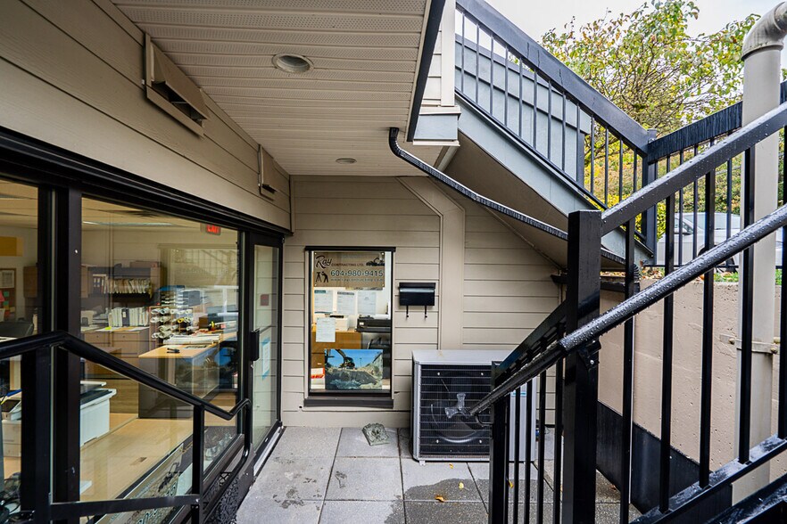 2458 Haywood Av, West Vancouver, BC à vendre - Photo de l’immeuble – Image 2 sur 5