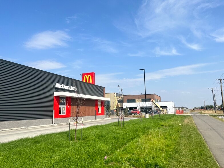 16745 71 NW st, Edmonton, AB à louer - Photo principale – Image 1 sur 4