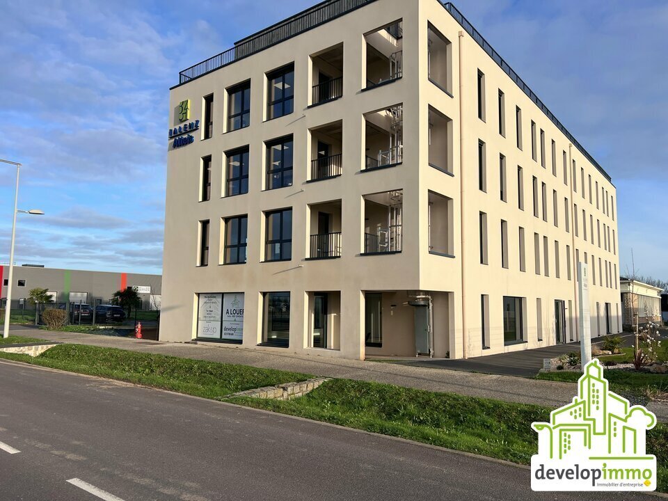 Bureau dans Bretteville-sur-Odon à louer Photo de l’immeuble– Image 1 sur 12
