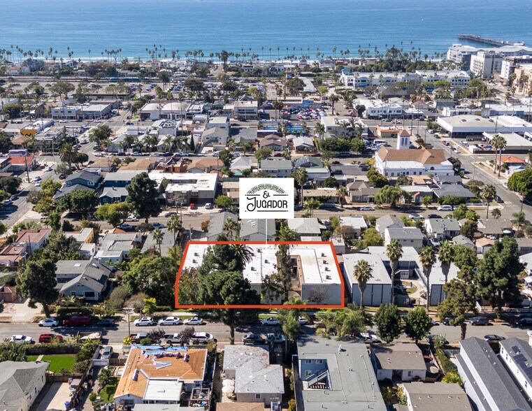 221 S Nevada St, Oceanside, CA à vendre - Photo de l’immeuble – Image 2 sur 18