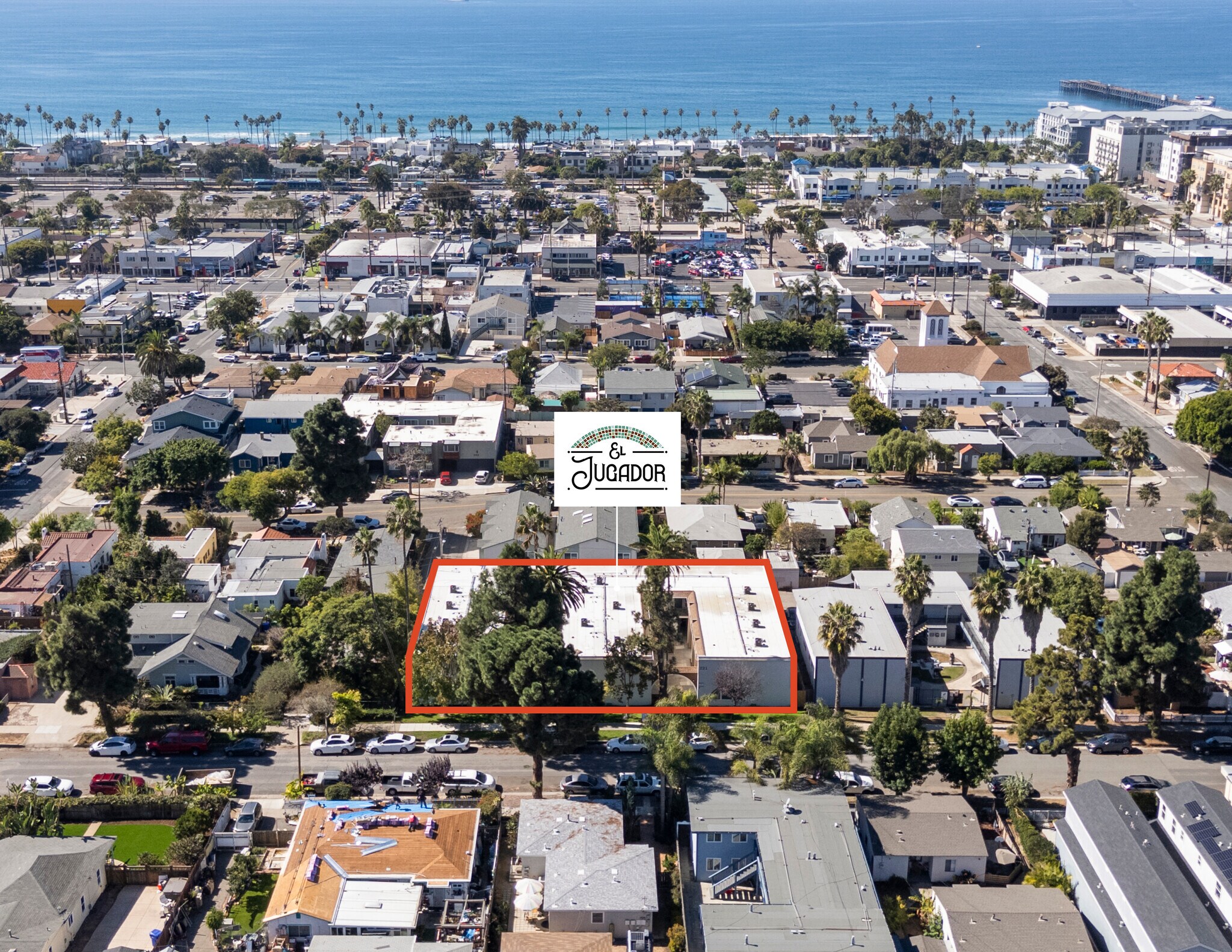 221 S Nevada St, Oceanside, CA à vendre Photo de l’immeuble– Image 1 sur 19