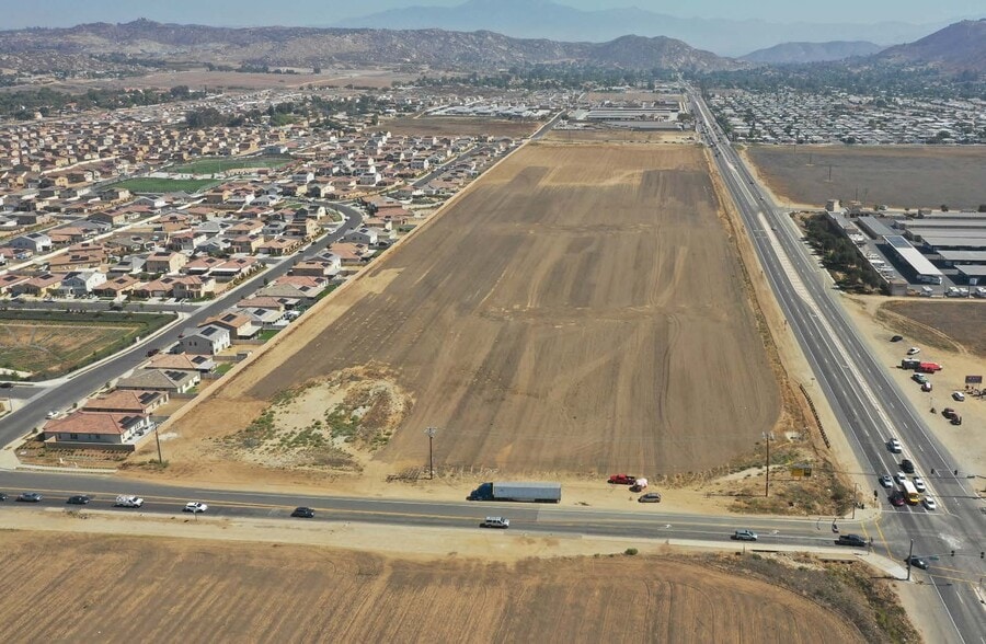 NEC Hwy 74 & Briggs Rd., Homeland, CA à vendre - Aérien – Image 3 sur 6