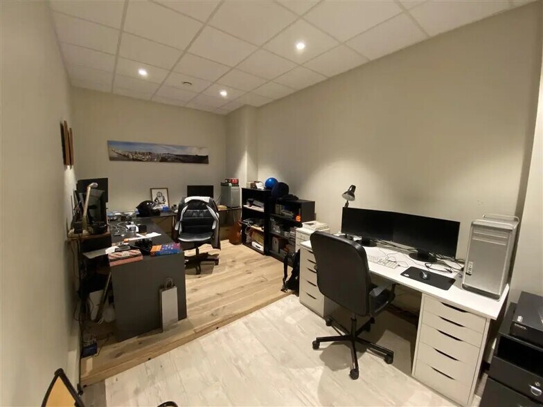 Bureau dans Paris à louer - Photo de l’immeuble – Image 3 sur 7