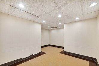 5445-5601 Loch Raven Blvd, Baltimore, MD à louer Photo intérieure– Image 1 sur 12