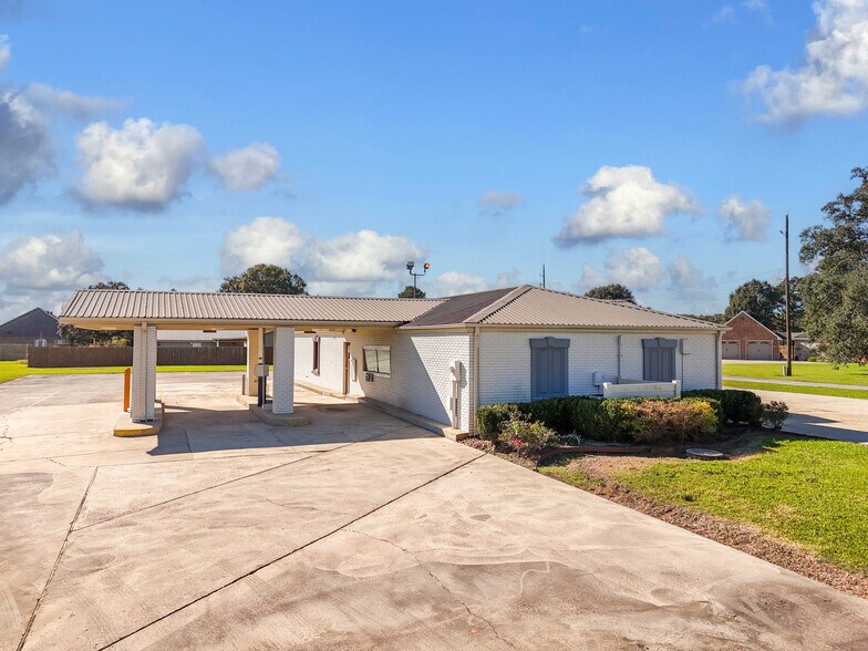 4515 Coteau Rd, New Iberia, LA à louer - Photo principale – Image 1 sur 9