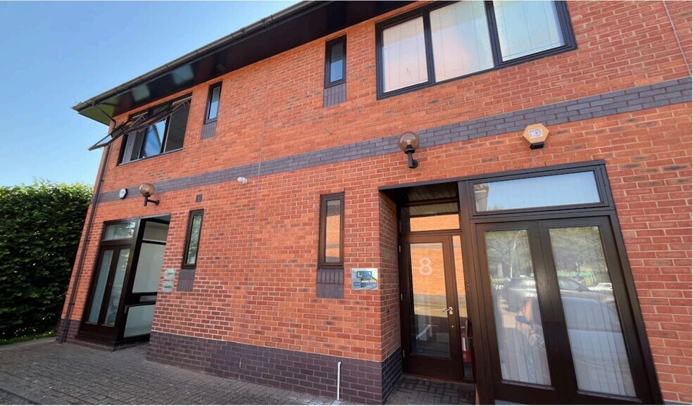 Hughenden Ave, High Wycombe à louer - Photo de l’immeuble – Image 3 sur 13