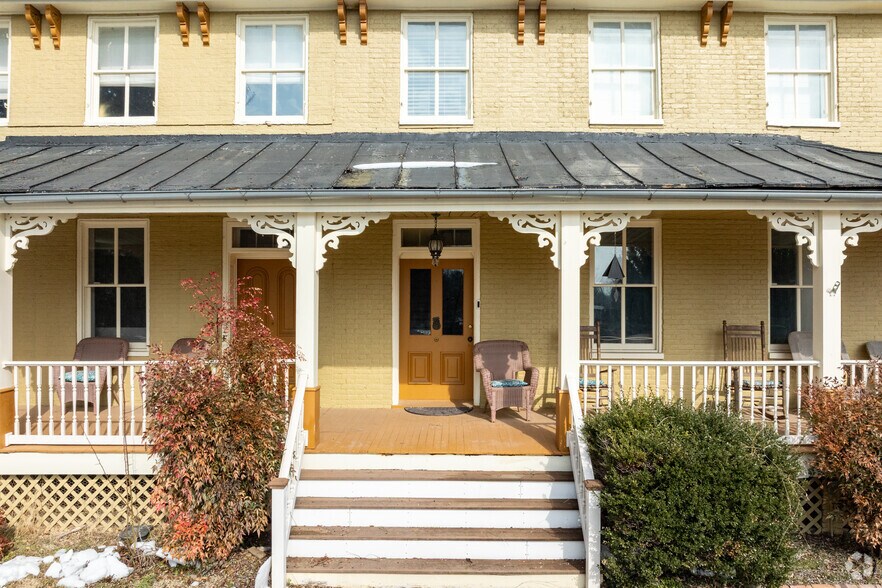 120 Water St, New Windsor, MD à vendre - Photo de l’immeuble – Image 2 sur 4