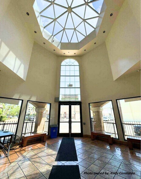 6601 Rugby Ave, Huntington Park, CA à louer - Photo de l’immeuble – Image 3 sur 6