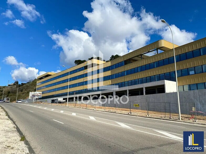 Bureau dans Marseille à louer - Photo de l’immeuble – Image 1 sur 5