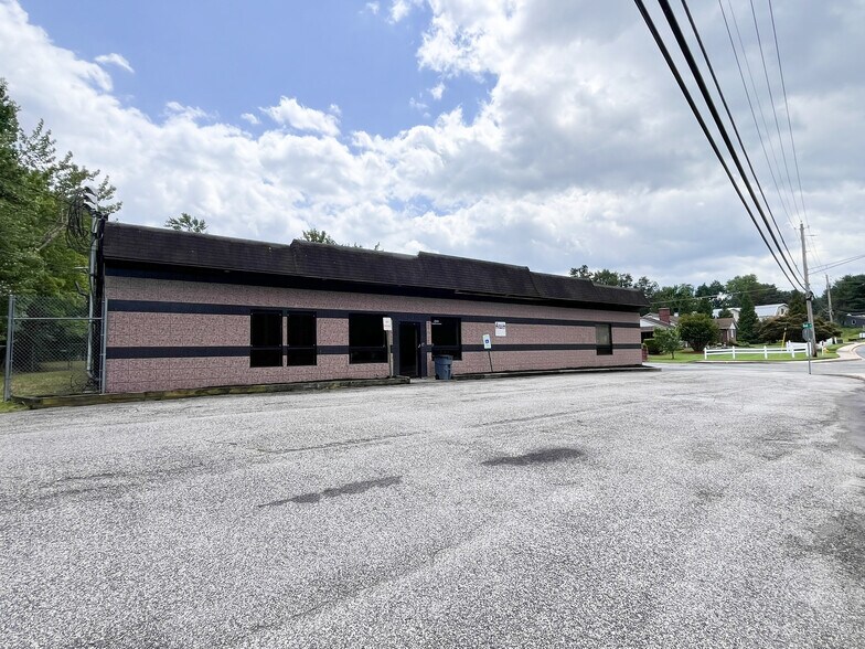 2301 Willoughby Beach Rd, Edgewood, MD à vendre - Photo de l’immeuble – Image 2 sur 27