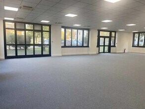 Bureau dans Saint-Didier-au-Mont-d'Or à louer Photo intérieure– Image 1 sur 2