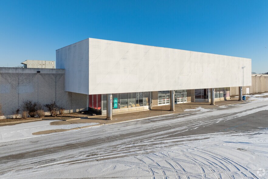 430 W Ridge Rd, Griffith, IN à louer - Photo principale – Image 1 sur 4