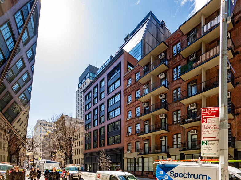 12 E 13th St, New York, NY à louer - Photo principale – Image 1 sur 5