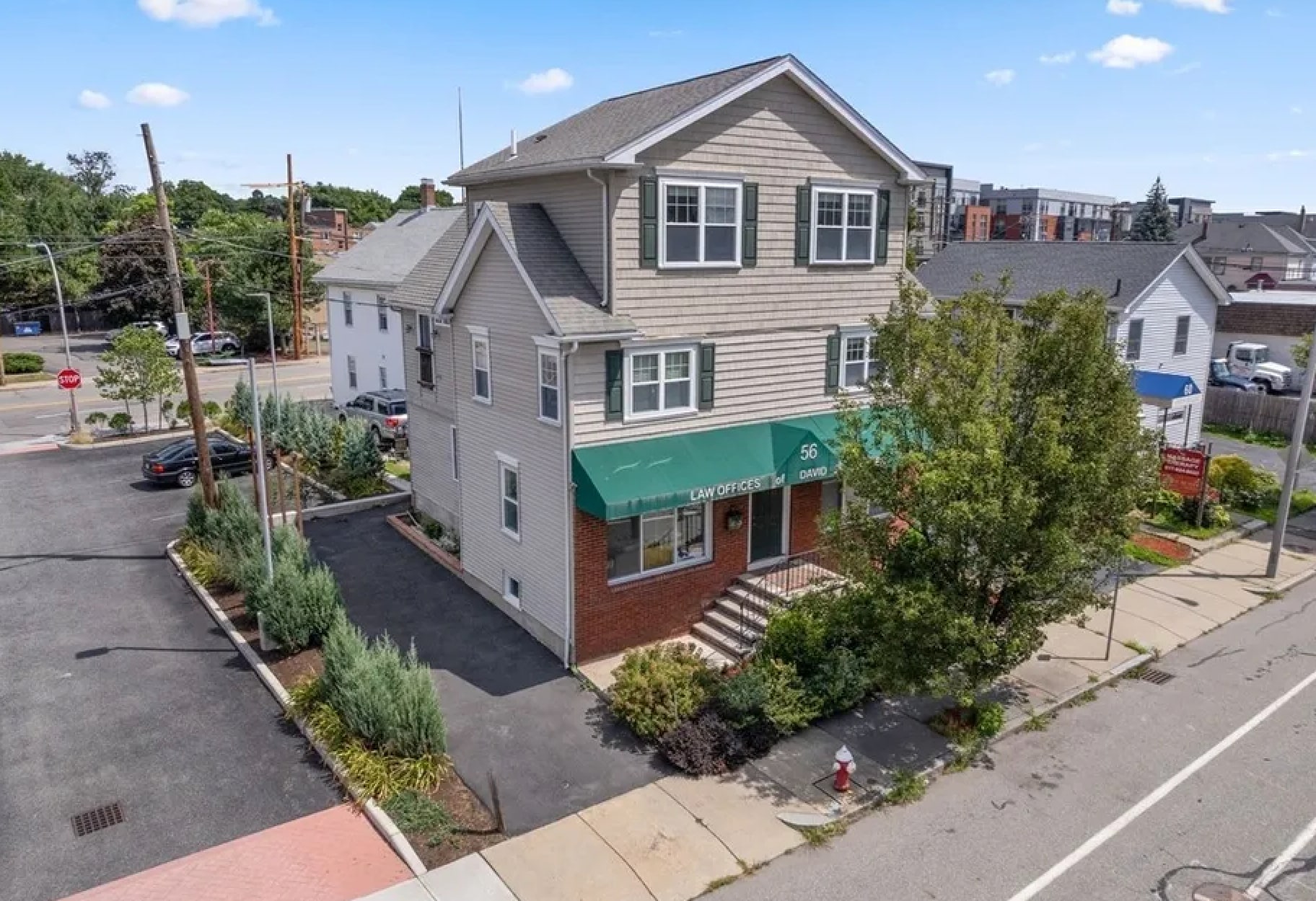 56 North Beacon St, Watertown, MA à louer Photo intérieure– Image 1 sur 7