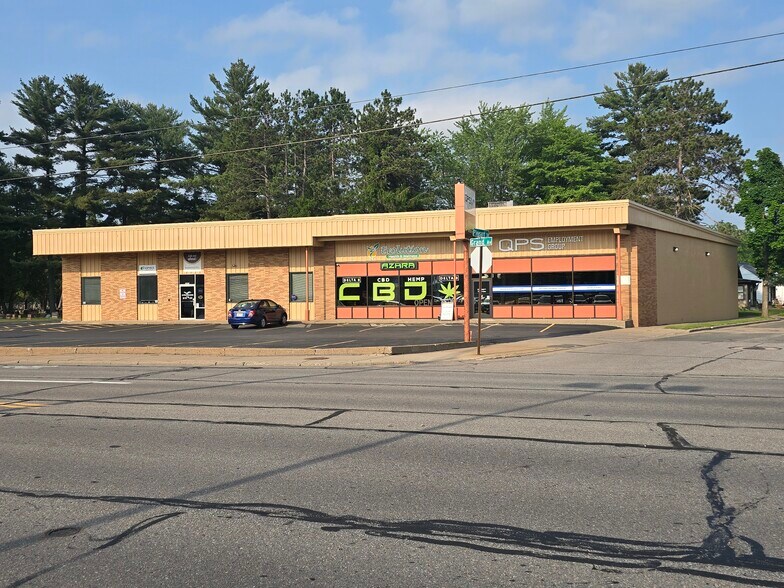 2003-2005 Grand Ave, Wausau, WI à vendre - Photo de l’immeuble – Image 1 sur 17