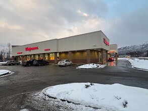 7600 Debarr Rd, Anchorage, AK à louer Photo de l’immeuble– Image 1 sur 5