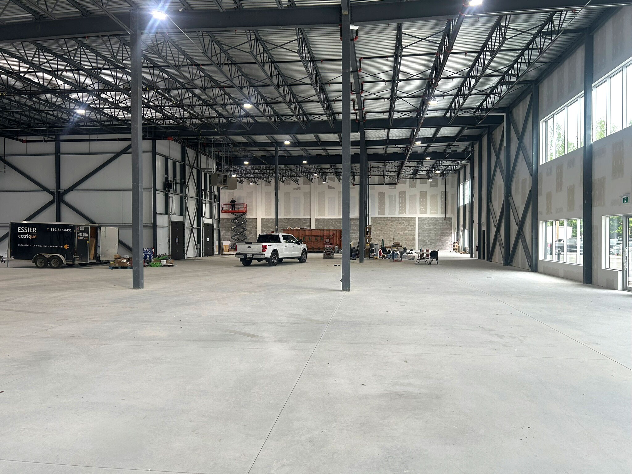 1685 Rue Atmec, Gatineau, QC à louer Photo de l’immeuble– Image 1 sur 5