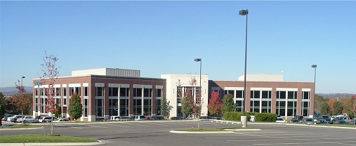 1210 Premier Dr, Chattanooga, TN à louer - Photo de l’immeuble – Image 2 sur 8