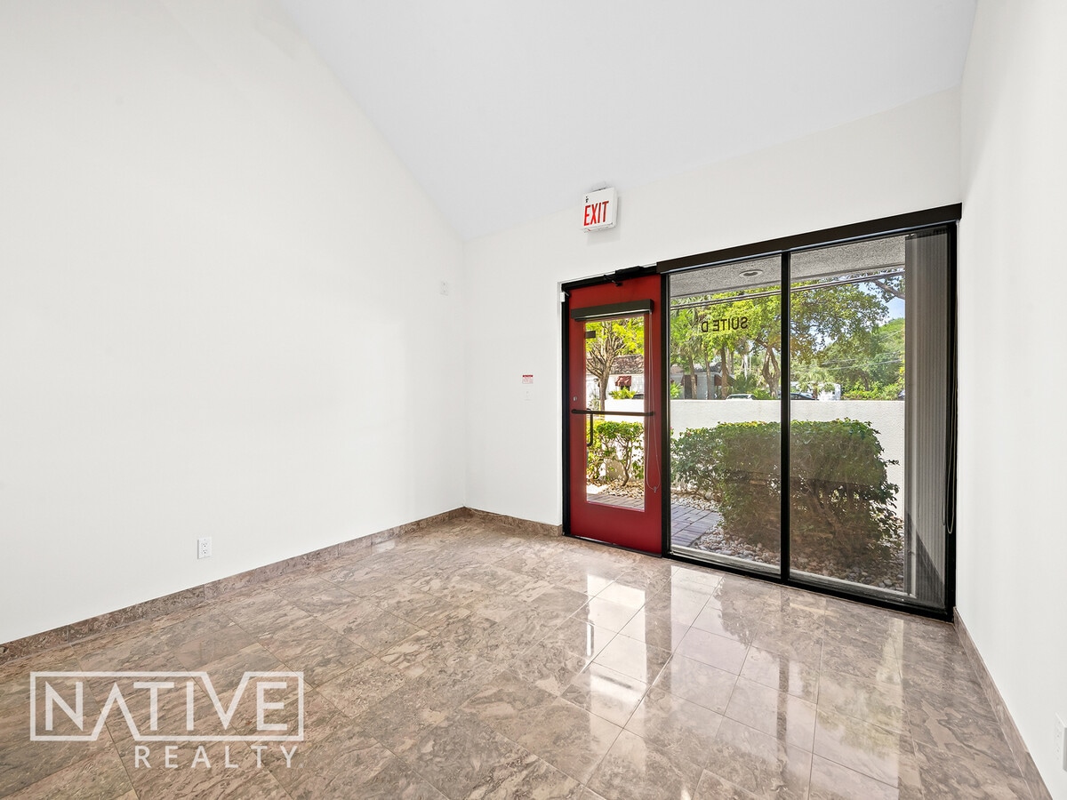 1330 SE 4th Ave, Fort Lauderdale, FL 33316 - Lot D/E - - Photo intérieure - Image 2 of 8