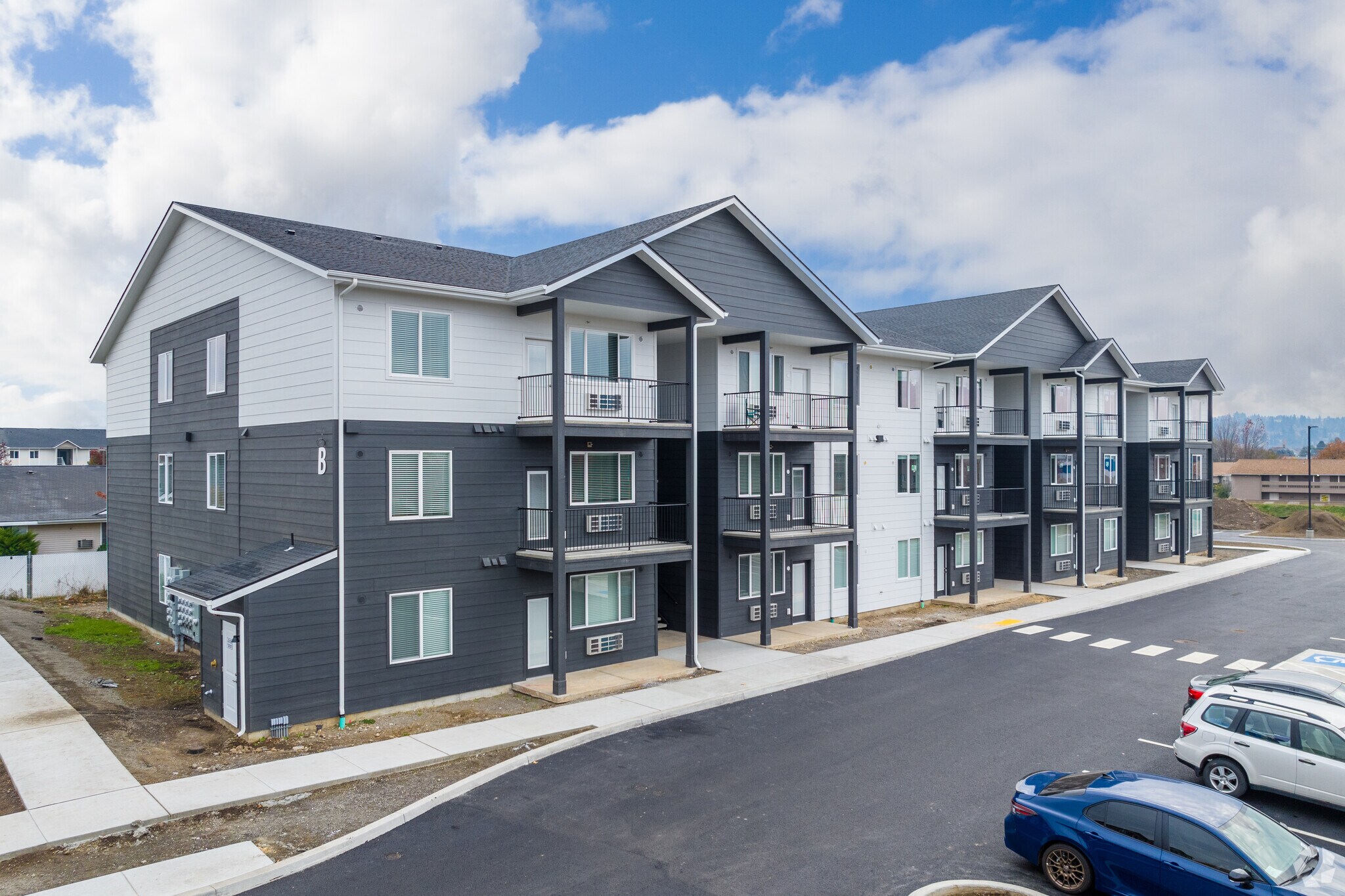 15922 E Valleyway Ave, Spokane Valley, WA à vendre Photo principale– Image 1 sur 30