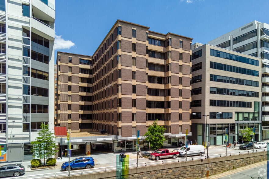2141 K St NW, Washington, DC à louer - Photo de l’immeuble – Image 1 sur 6
